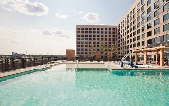 610834_3bae42bc3176470ea61a004f819cc48a