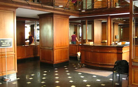 a19f62_04dab508179a40748e4944a0b66e1b4b