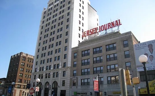 a19f62_2404e2d1435944a19ff16a1e8fd80f9e